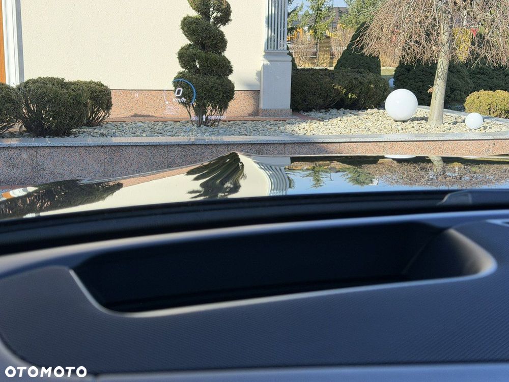 Mercedes-Benz GLS - 25