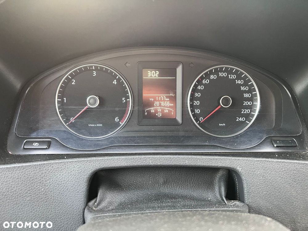 Volkswagen Transporter T5 - 23