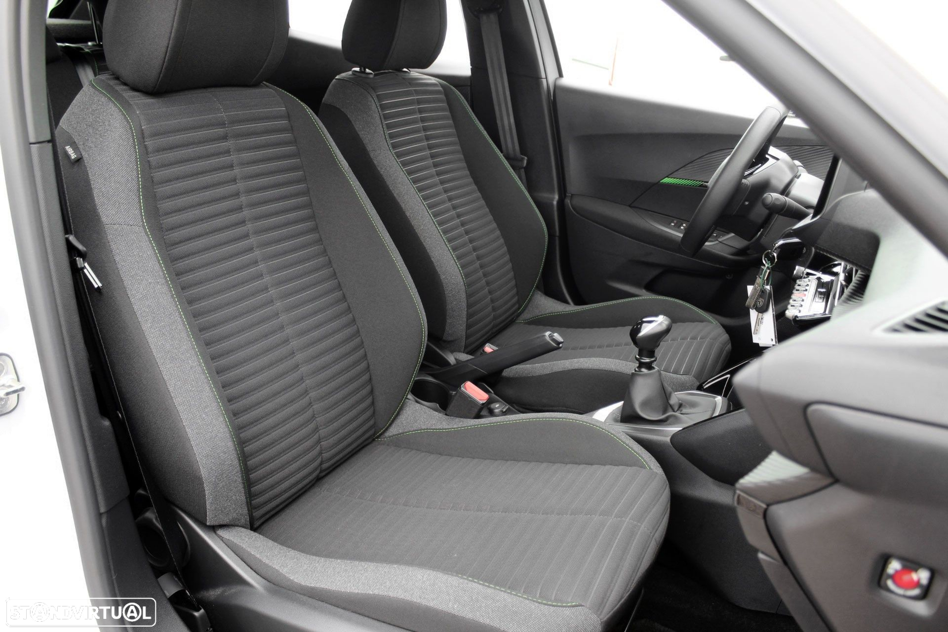 Peugeot 2008 1.2 PureTech Active - 14