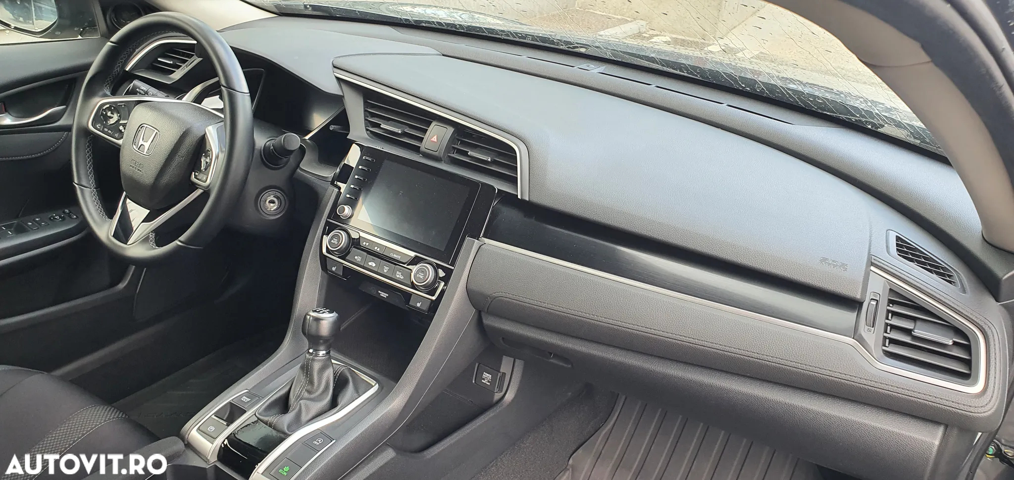 Honda Civic Sedan 1.5 VTEC Turbo Elegance Navi - 19
