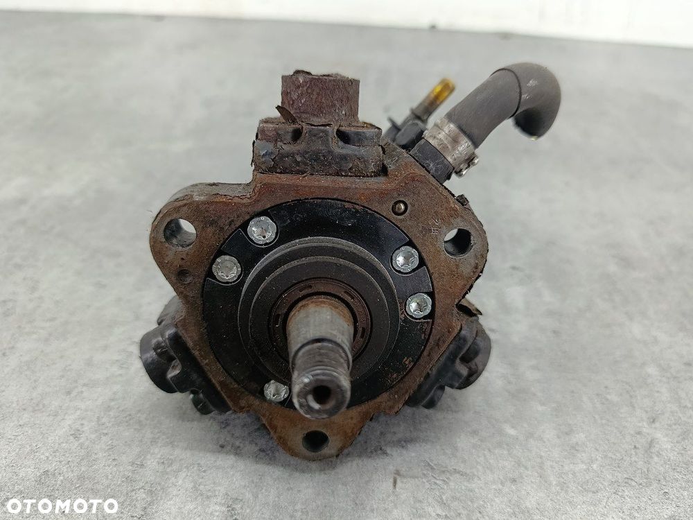 POMPA WTRYSKOWA ALFA ROMEO 159 00551985519 0445010123  BOSCH  2.4 JTDm - 2