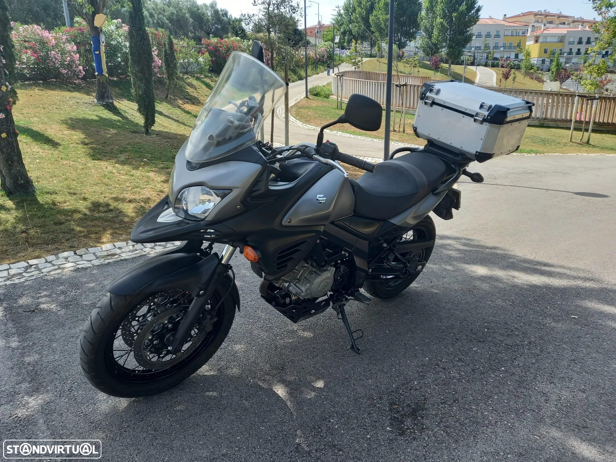 Suzuki DL 650  Possível Financiamento - 11