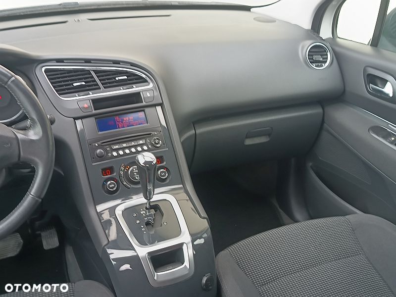 Peugeot 5008 2.0 HDi Premium - 17