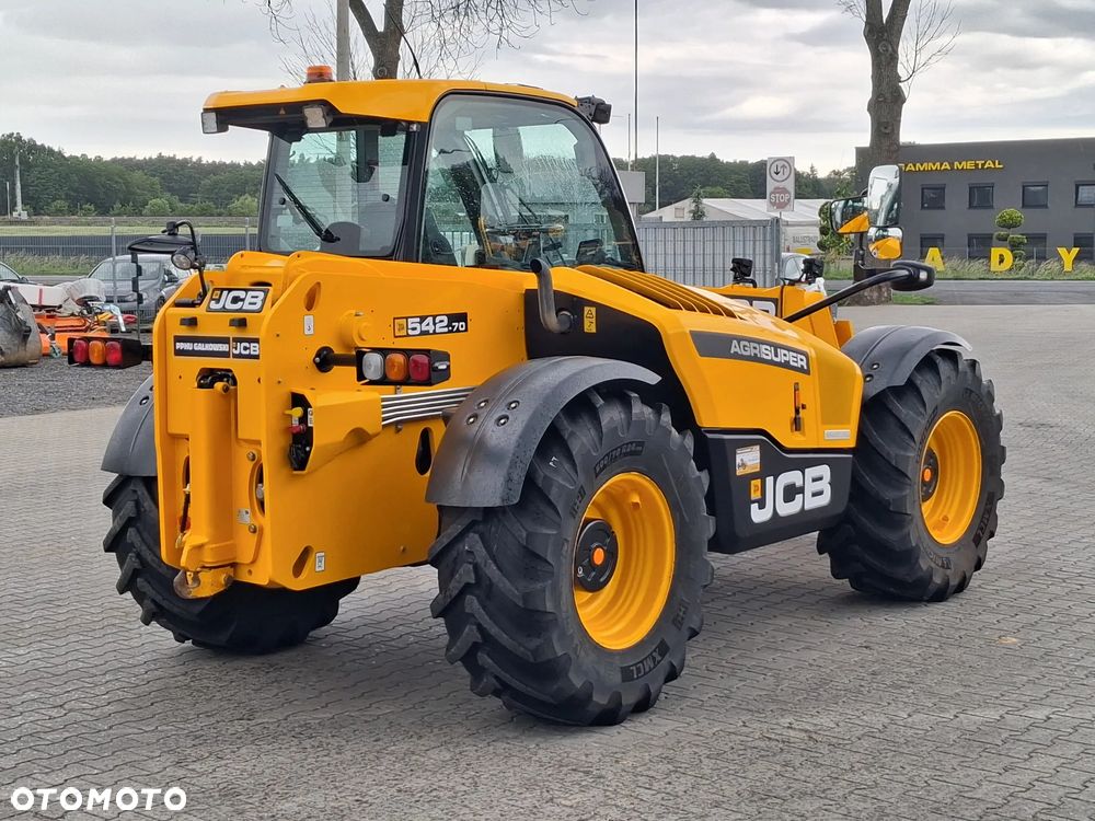 JCB 542 - 70 AGRI SUPER - 4