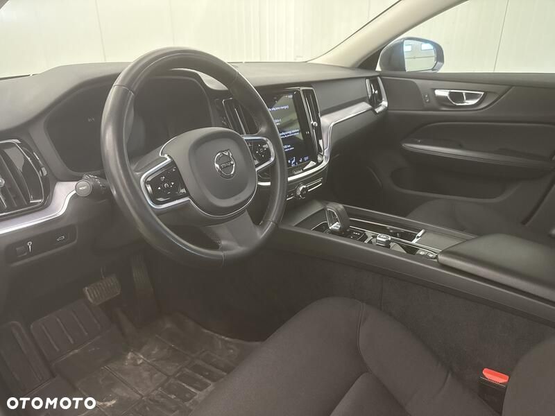 Volvo V60 Cross Country B5 B AWD - 10