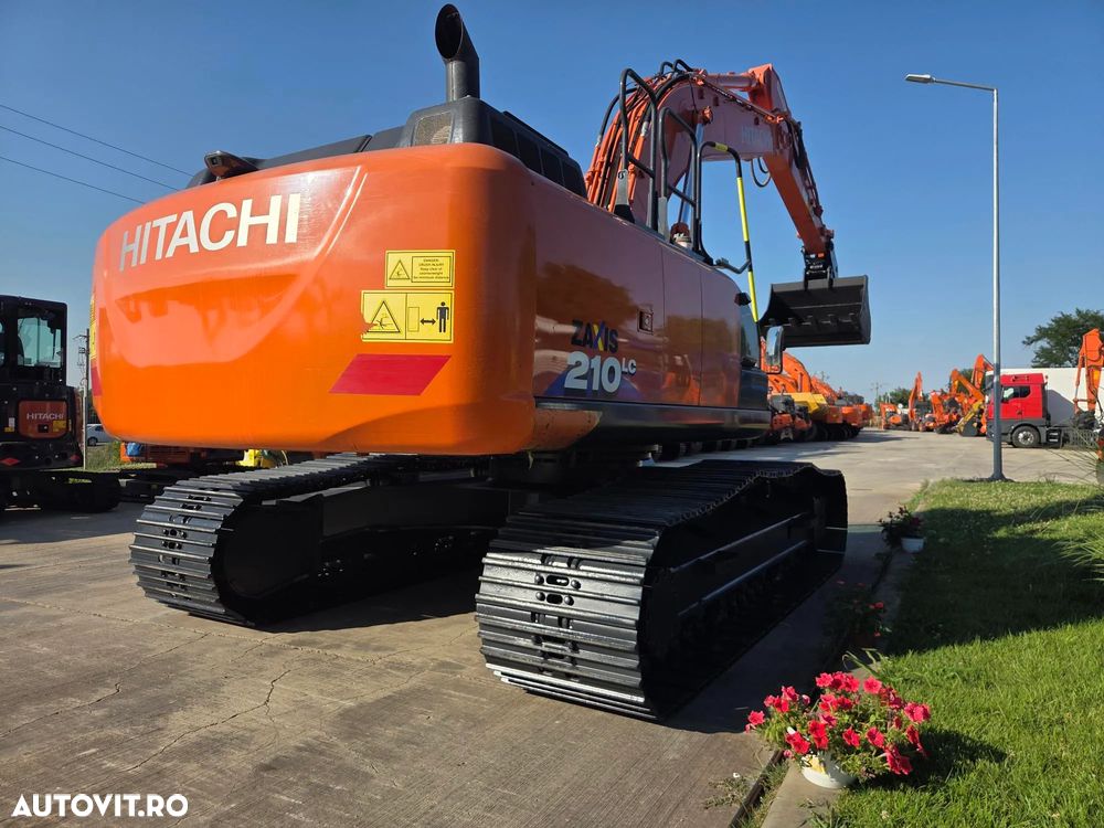 Hitachi ZX210LC-6, 2021, 2.676h, 23,1 tone, CUPLA RAPIDA HIDRAULICA, cupa 1,3mc, 3 pompe hidr, inst picon, camera spate si laterale, antifurt, latime 2,99m, ad sapare 7m, cons mediu 12l/h, lant 90% ok, posibil leasing-STARE CA NOU-PROMOTIE 99.750 Eur+Tva - 11