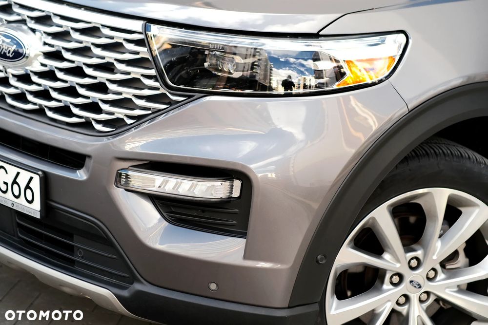 Ford Explorer - 20