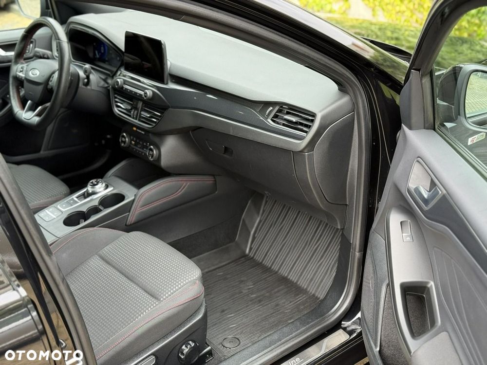 Ford Focus - 8