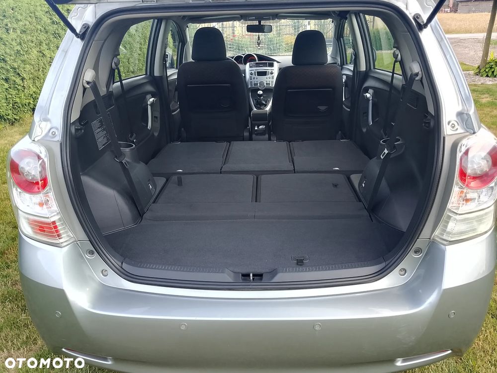 Toyota Verso 2.0 D-4D Sol plus 7os - 15