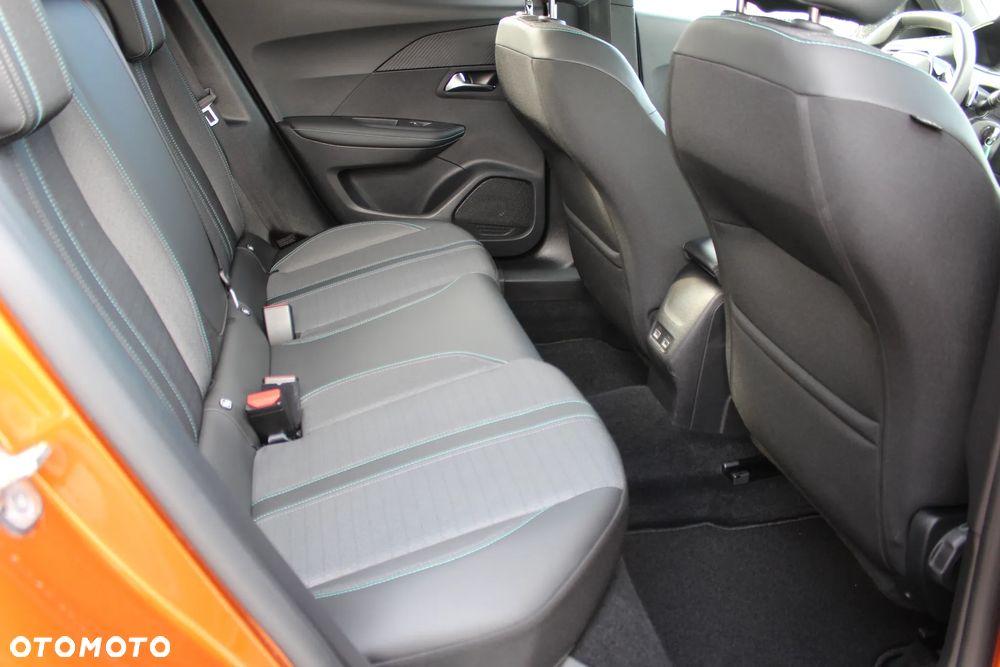 Peugeot 2008 1.5 BlueHDi Allure S&S EAT8 - 10