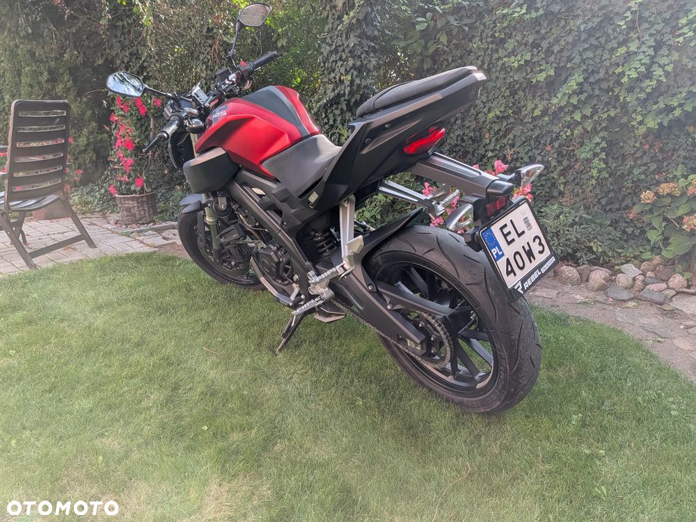 Yamaha MT - 24