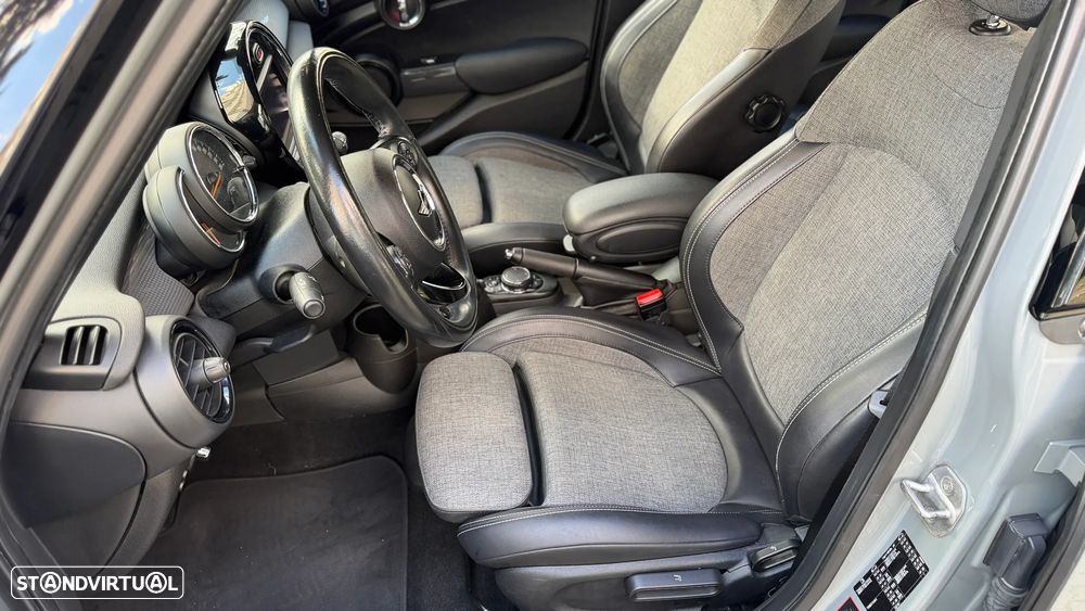 MINI 5 Portas Cooper D Auto - 19