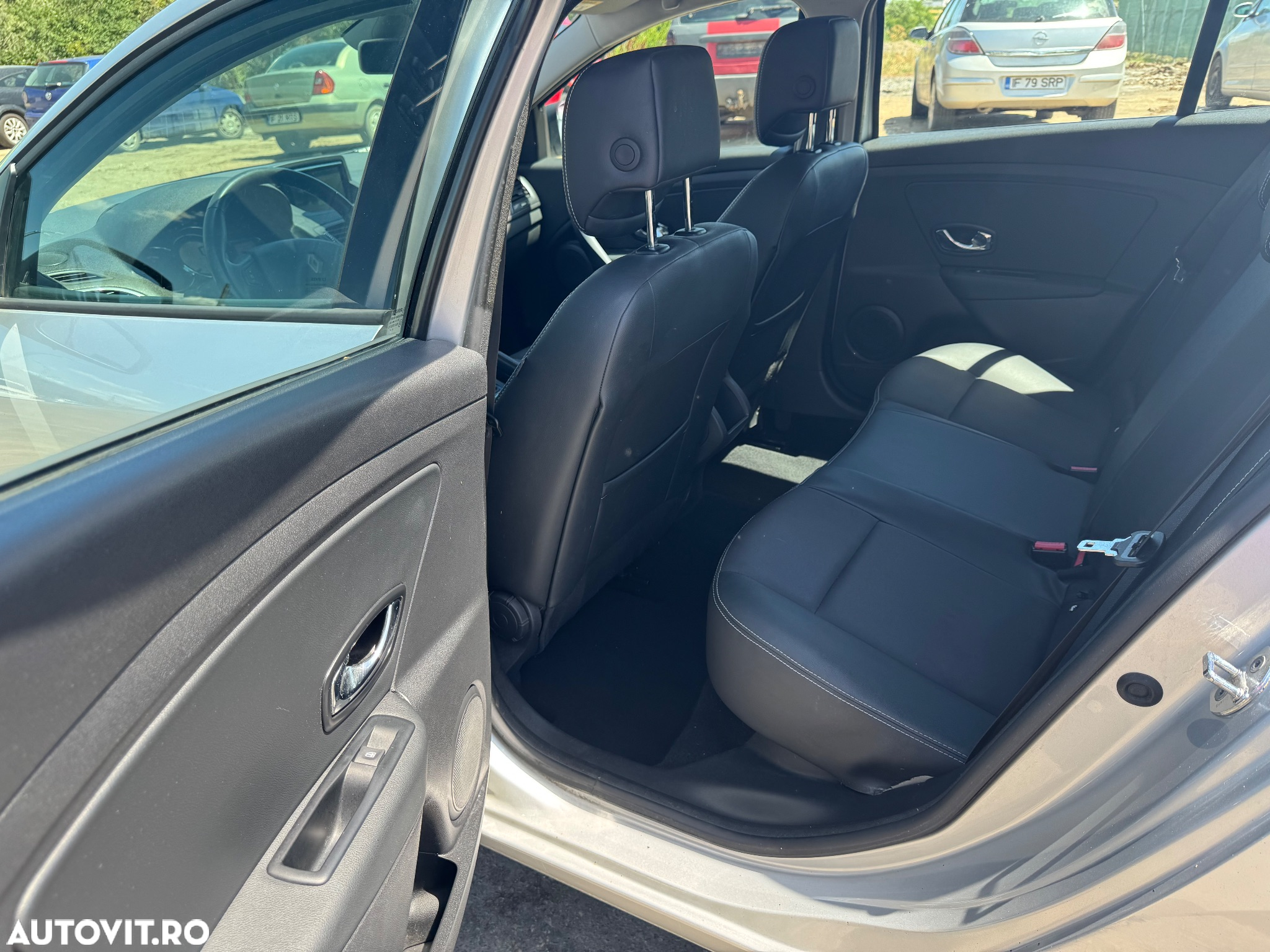 Renault Megane ENERGY dCi 110 BUSINESS - 12
