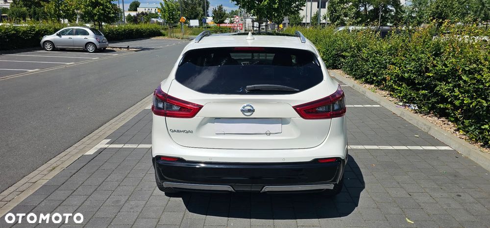Nissan Qashqai 1.6 DCi Xtronic N-Connecta - 34
