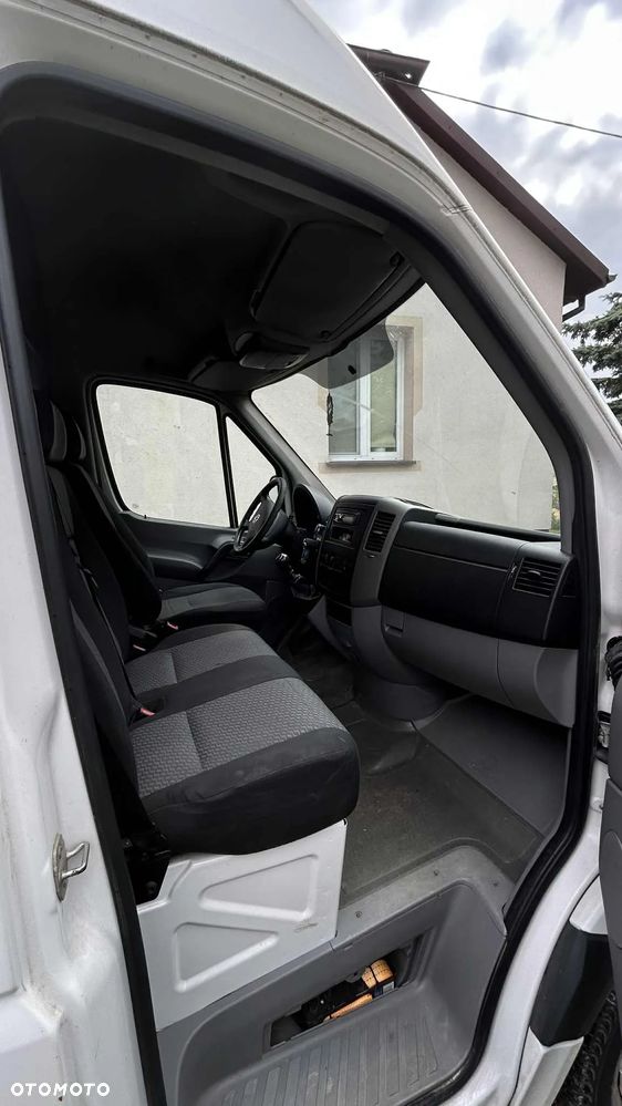 Volkswagen Crafter - 13