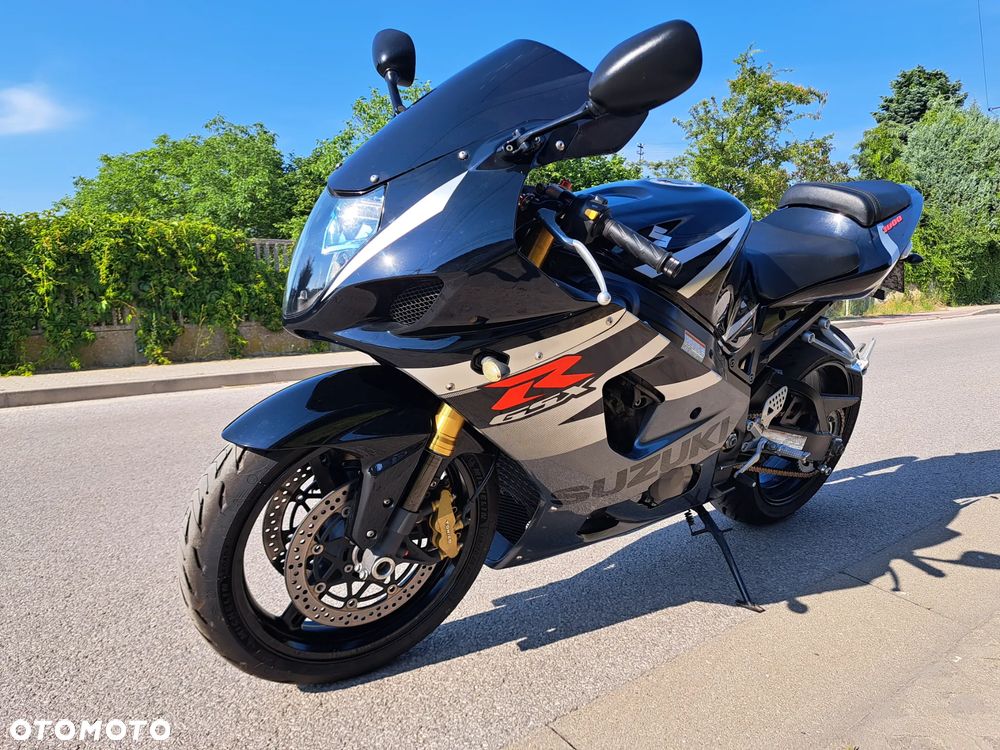Suzuki GSX-R - 7