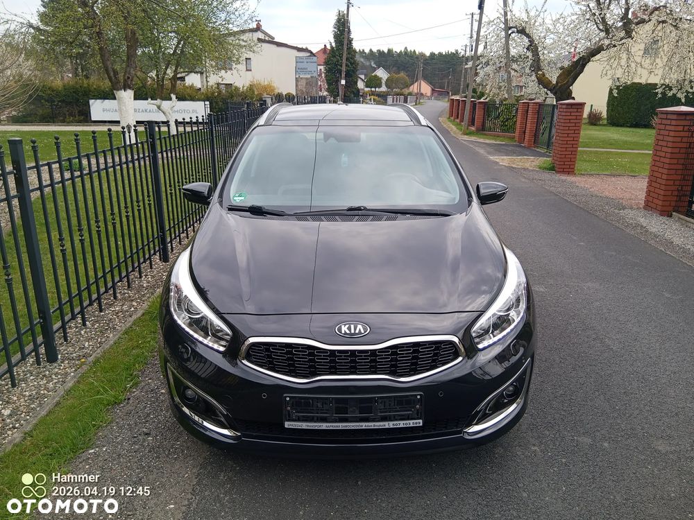 Kia Ceed 1.6 CRDi 136 ISG Platinum Edition - 11