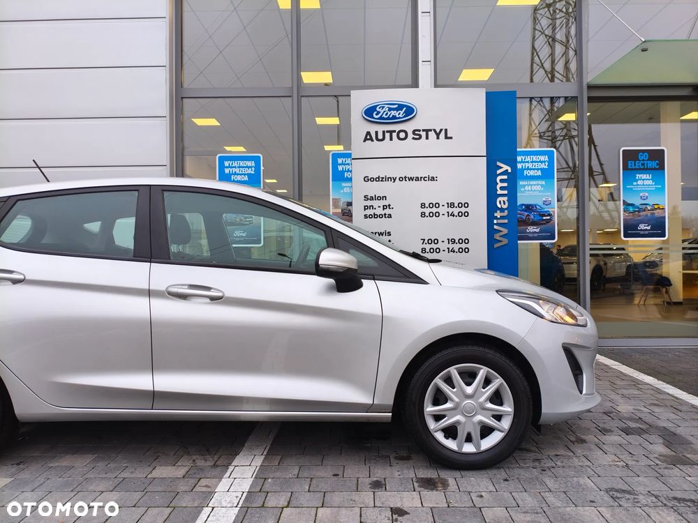 Ford Fiesta 1.1 Trend - 38