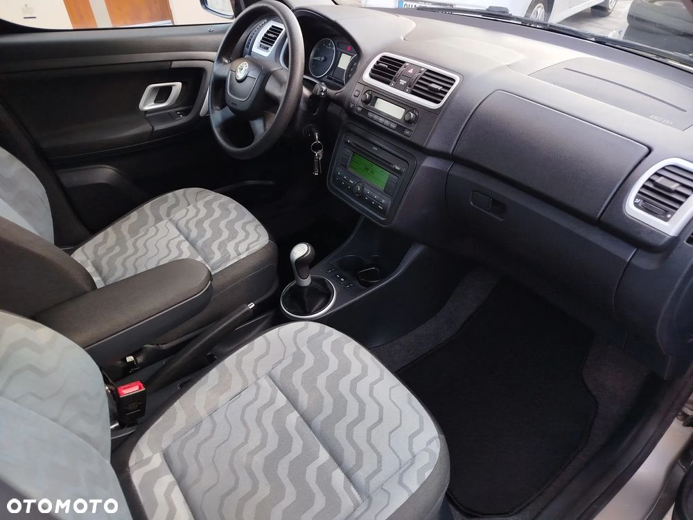 Skoda Roomster 1.6 16V Comfort PLUS EDITION - 6