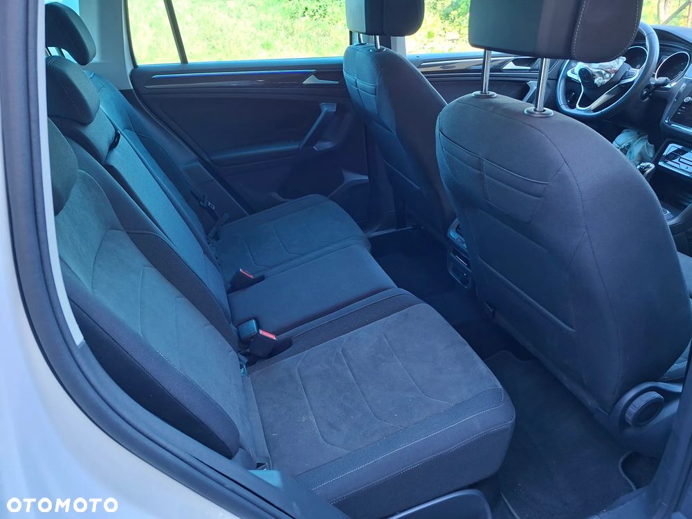 Volkswagen Tiguan ver-2-0-tdi-scr-life - 18