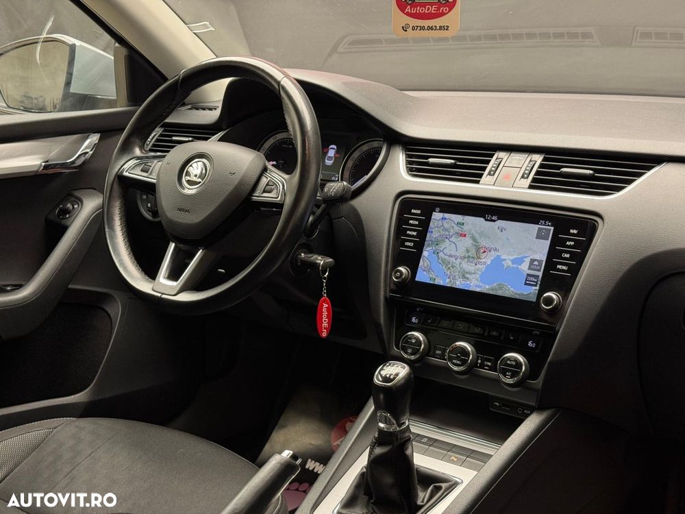 Skoda Octavia - 7