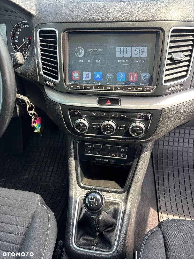 Volkswagen Sharan 2.0 TDI Comfortline - 14