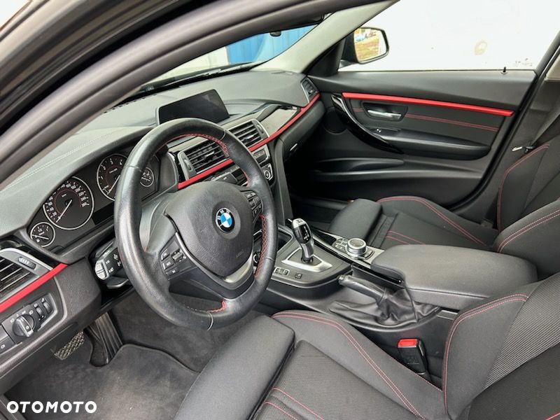 BMW Seria 3 320d M Sport - 5