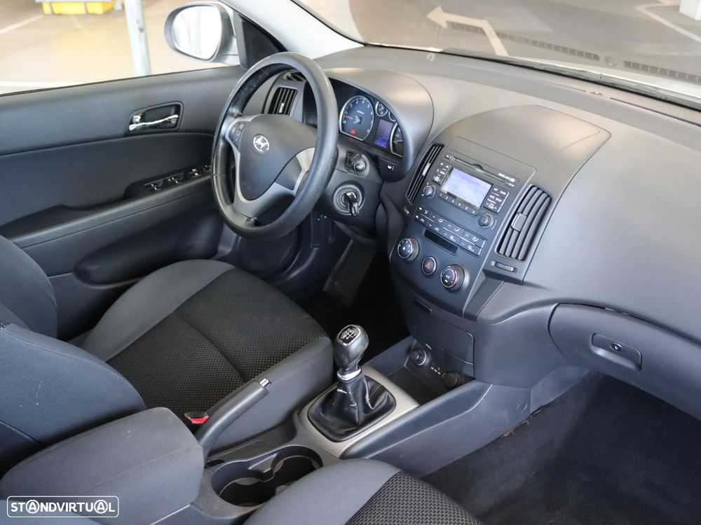 Hyundai i30 CW 1.4 CVVT Blue Comfort - 11