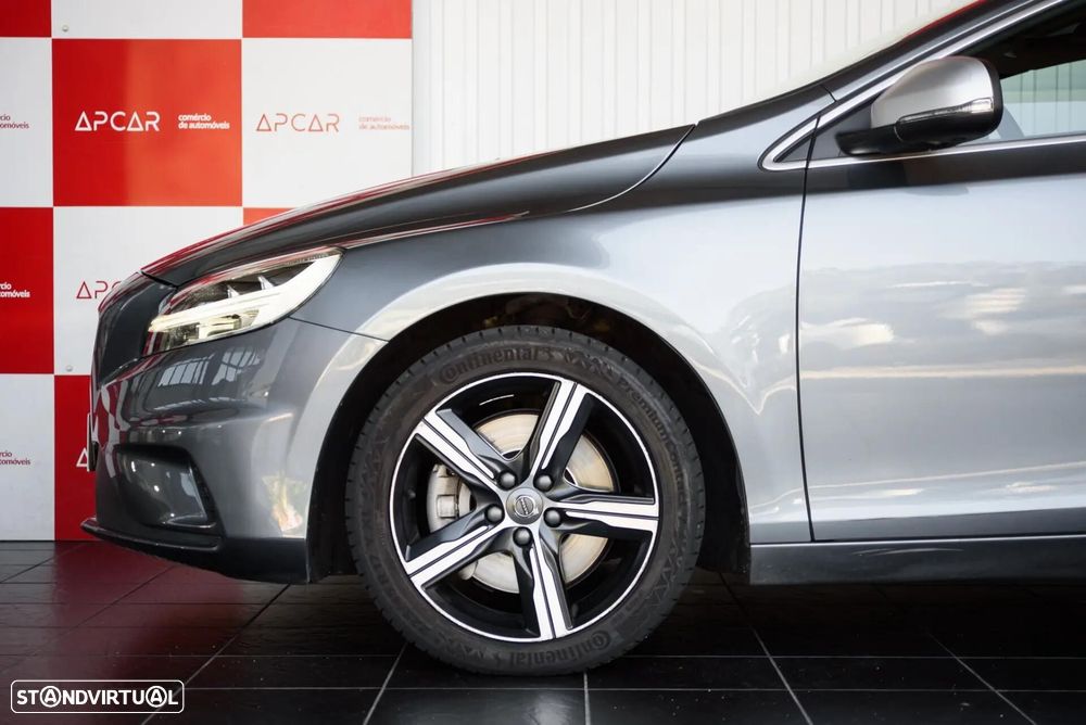 Volvo V40 1.5 T3 Sport Edition R Geartronic - 10