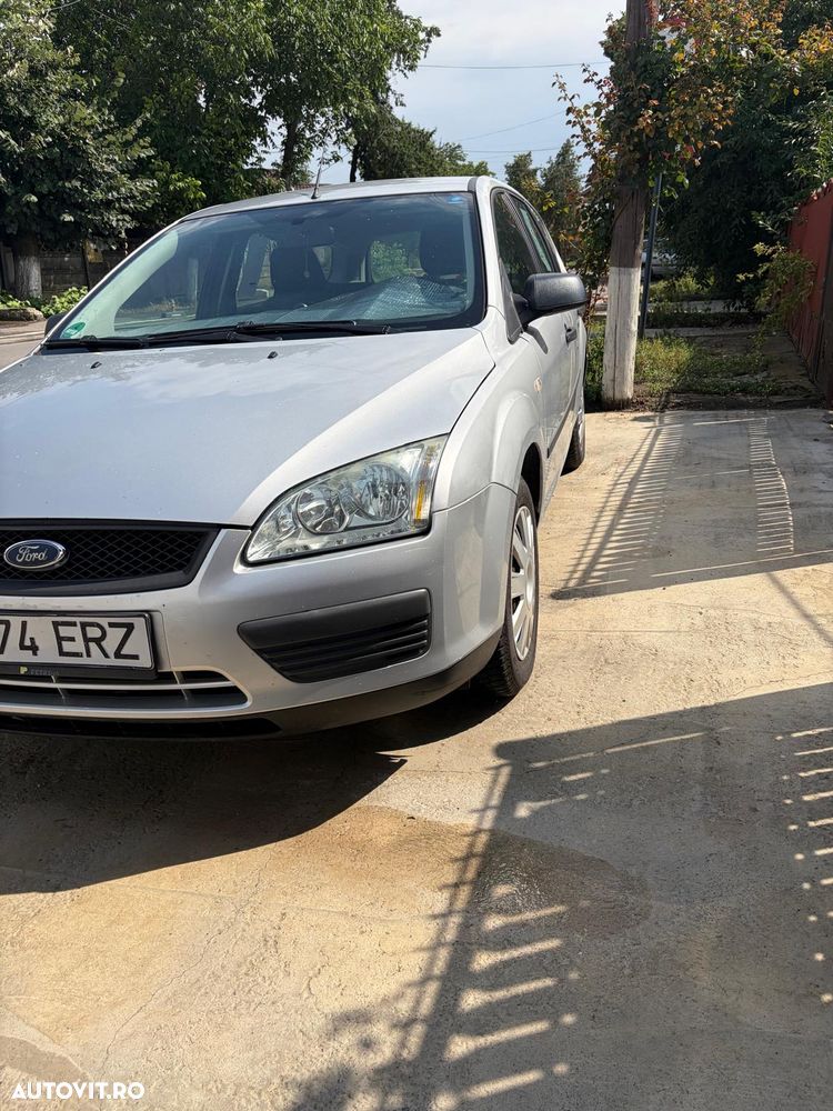 Ford Focus 1.6 16V Ghia - 1