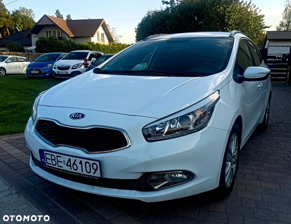 Kia Ceed 1.4 CRDi 90 SW Vision - 4