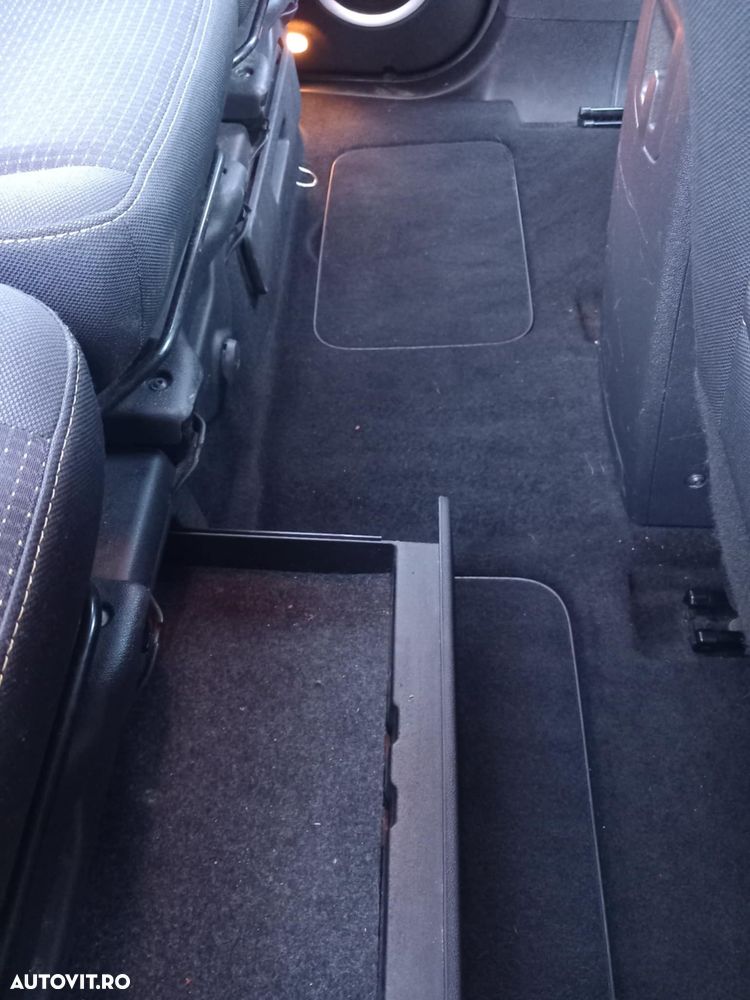 Renault Scenic 2.0 16V 140 CVT Bose Edition - 6