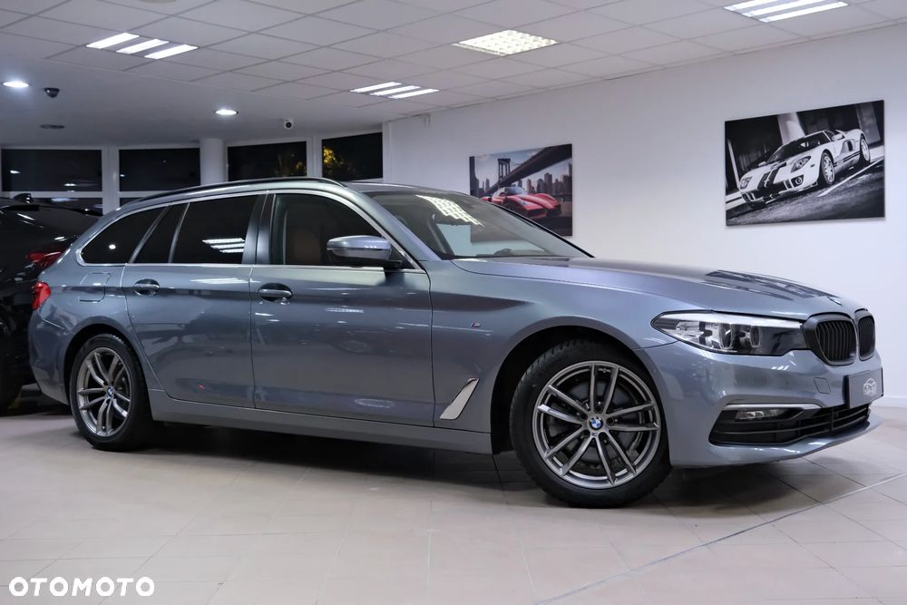 BMW Seria 5 520d Luxury Line sport - 3