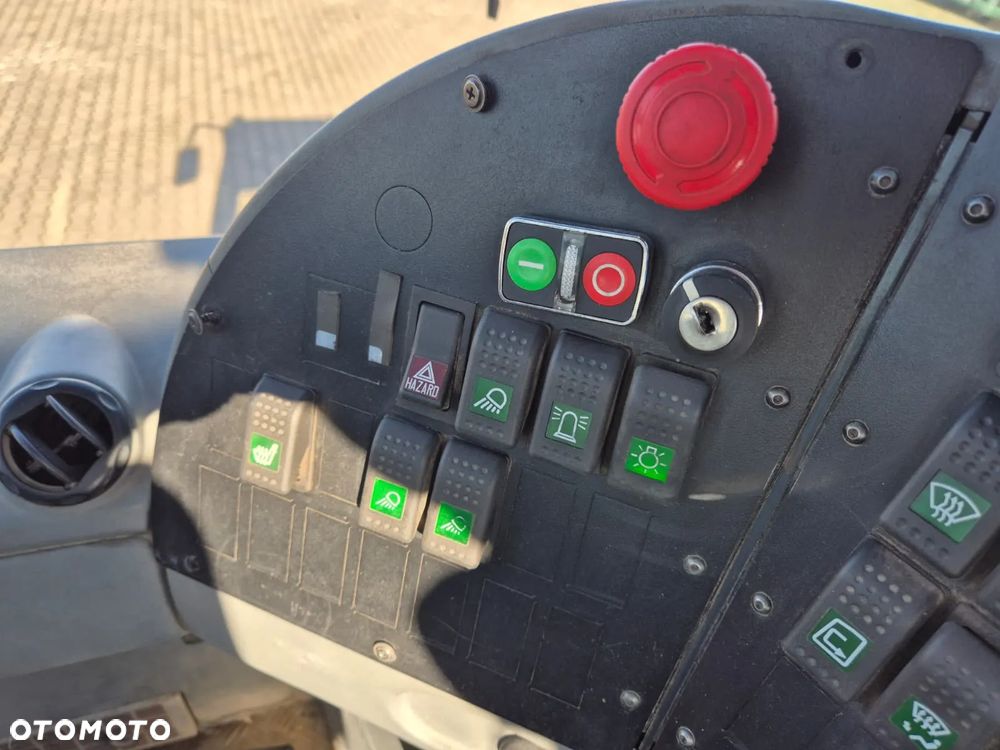 Inny KALMAR TR618I / 4X4 / CIĄGNIK TERMINALOWY / SUPER STAN / NISKIE MOTOGODZINY / OBRACANY FOTEL / NOWE OPONY PRZÓD / SUPER STAN - 37