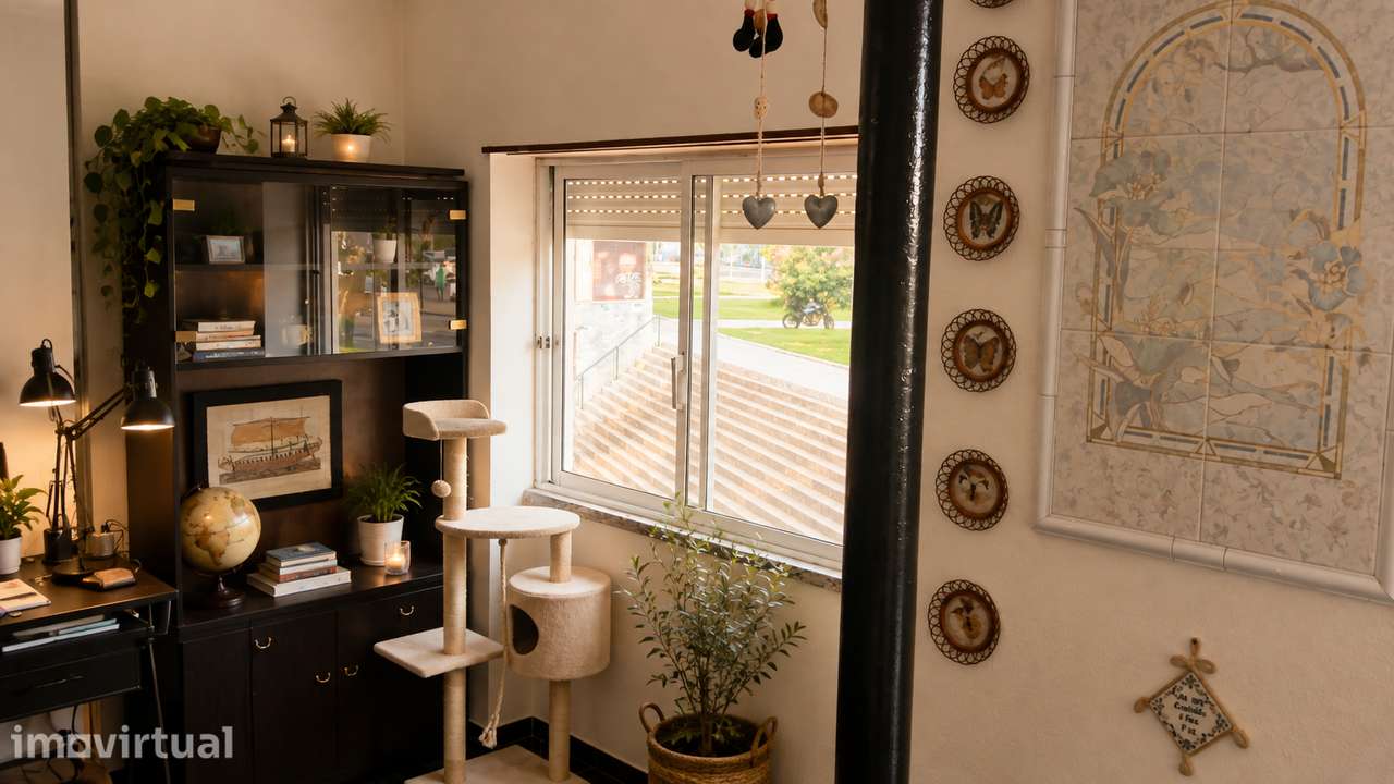 Magnífico apartamento T2 em Amora muito sol junto a jardins e comércio - Grande imagem: 3/38