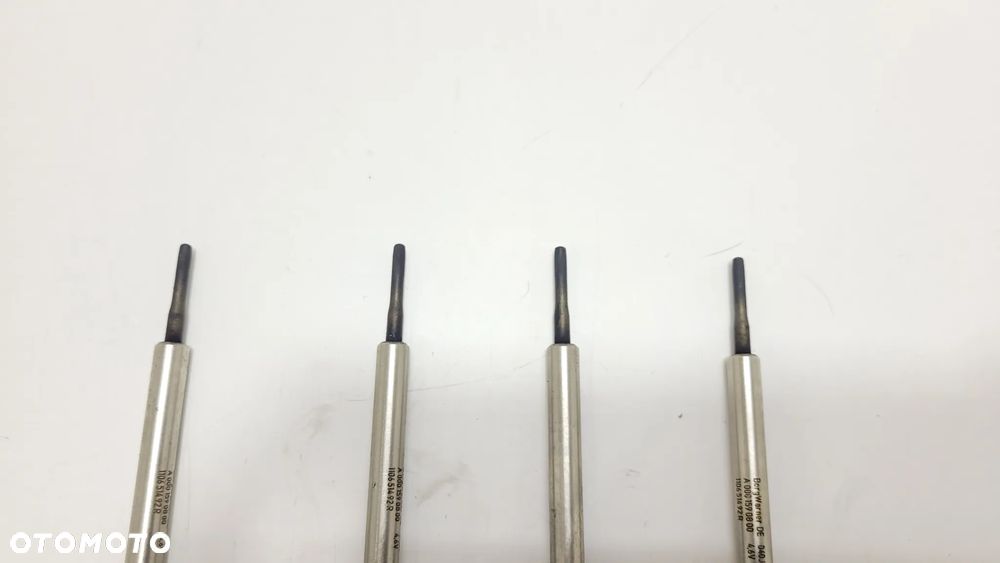 ŚWIECE ŻAROWE KOMPLET A0001590800 MASTER MOVANO NV400 - 3