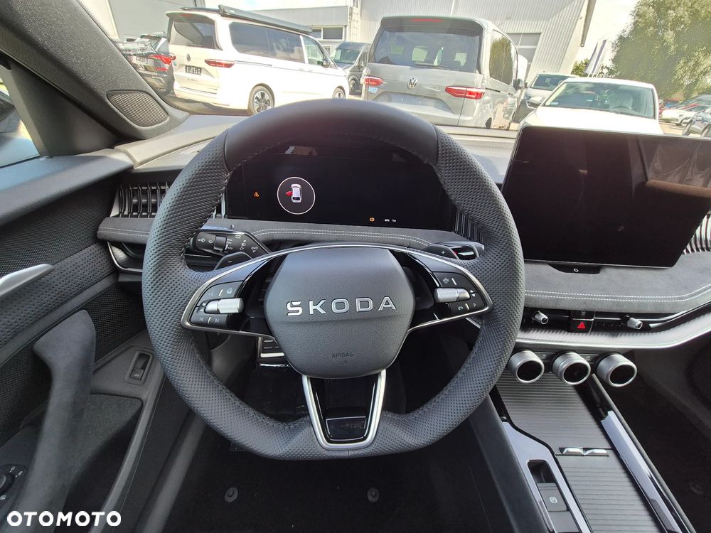 Skoda Superb 2.0 TDI SCR 4x4 Sportline DSG - 12