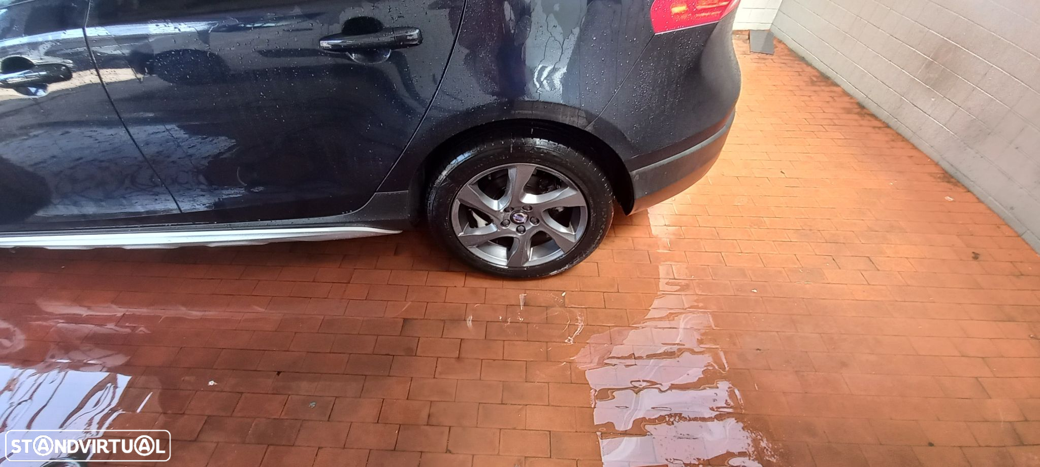 Volvo V40 2.0 D2 Kinetic - 3