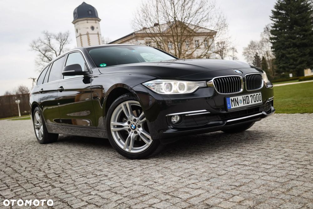 BMW Seria 3 320d xDrive Luxury Line - 1