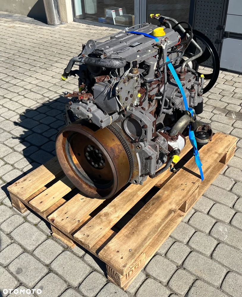 SILNIK DEUTZ BF 4M BF4M 1012 E 53kW 21500NETTO - 7