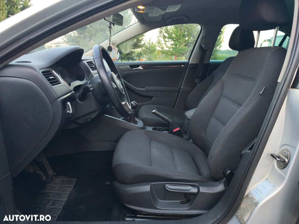 Volkswagen Jetta 1.6 TDI Blue Motion Technology Comfortline - 7
