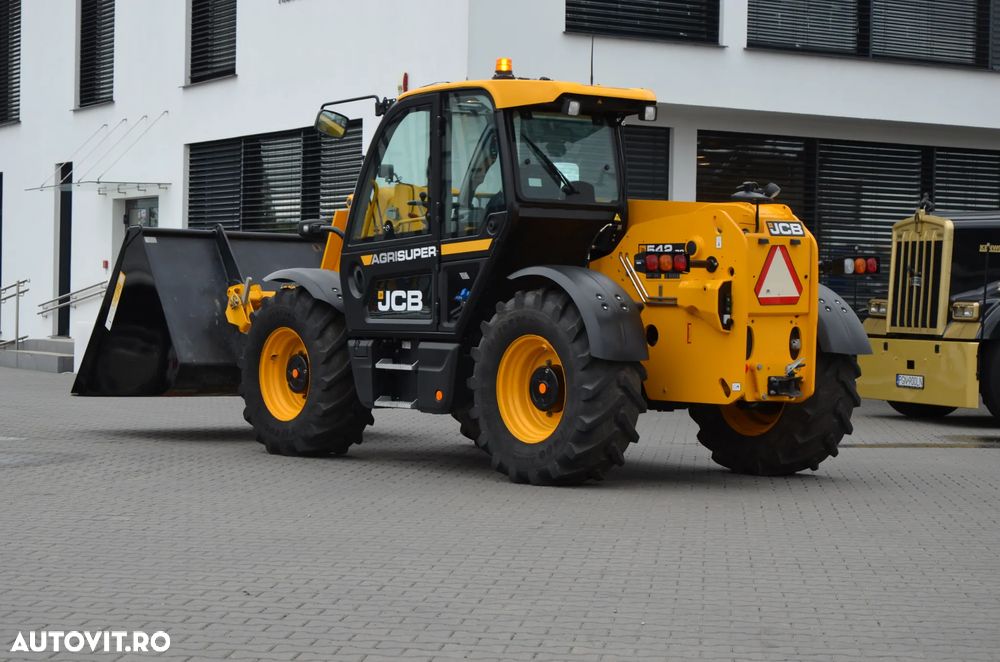 JCB - 6