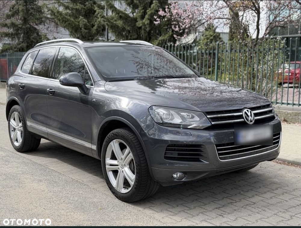 Volkswagen Touareg 3.0 V6 TDI BMT R-Style - 3
