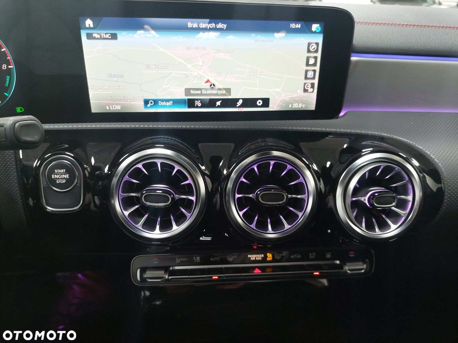 Mercedes-Benz CLA - 26