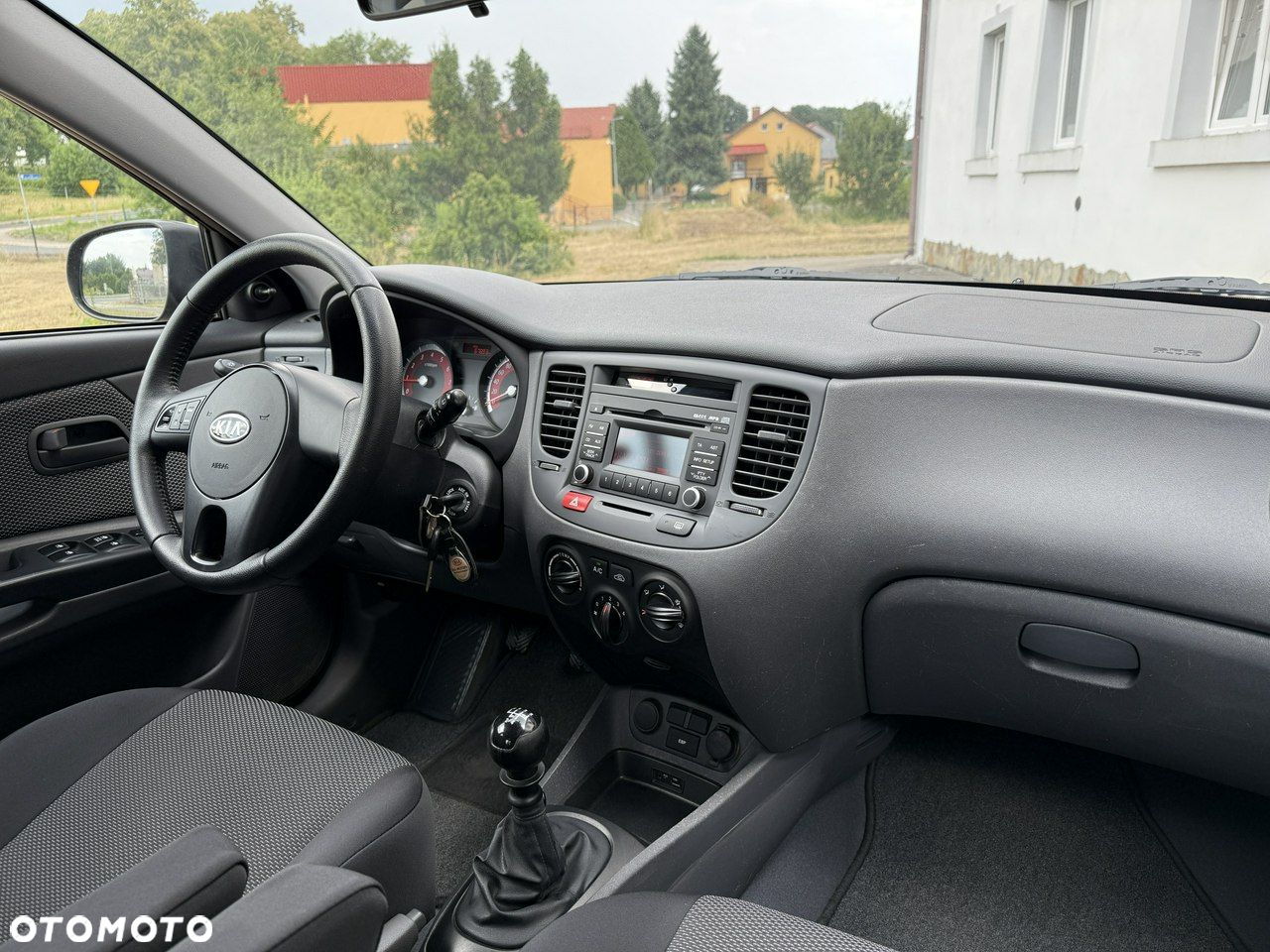 Kia Rio 1.4 Comfort - 9
