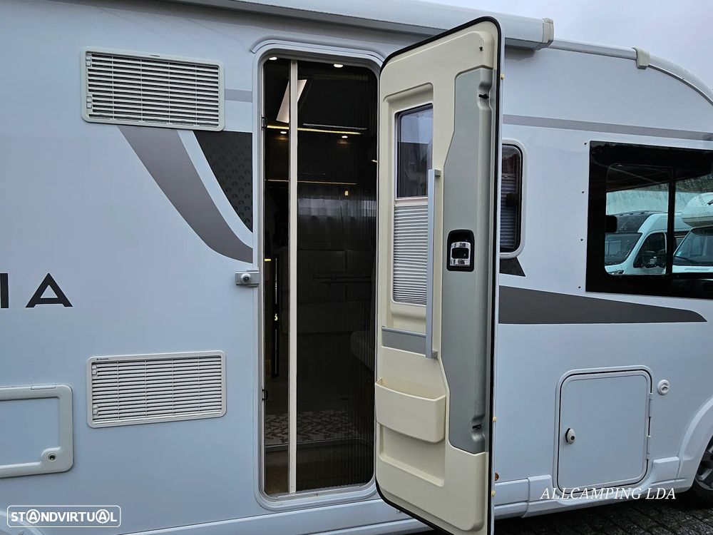 Bavaria Class I 740 CAMA CENTRAL/BASCULANTE - 57