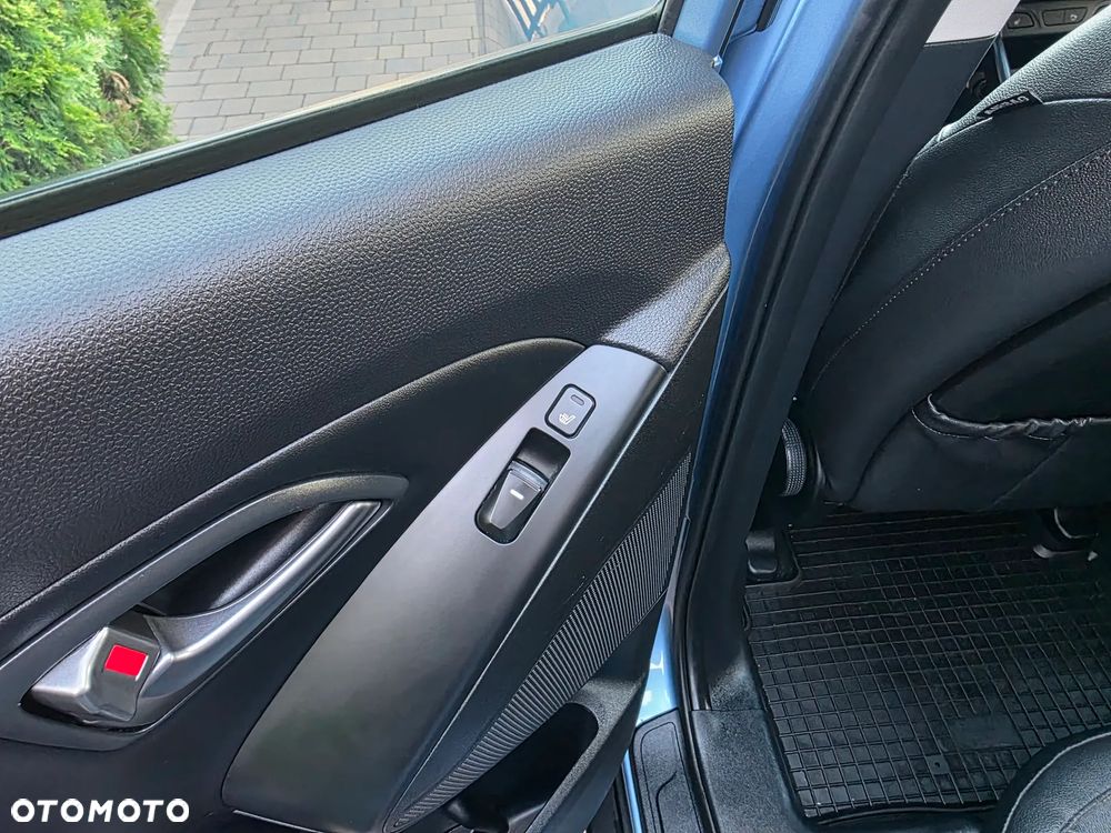 Hyundai ix35 - 24