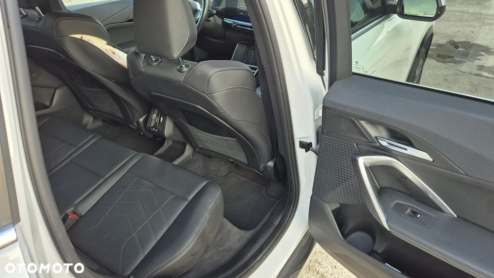BMW X1 sDrive18d Sport Line - 37