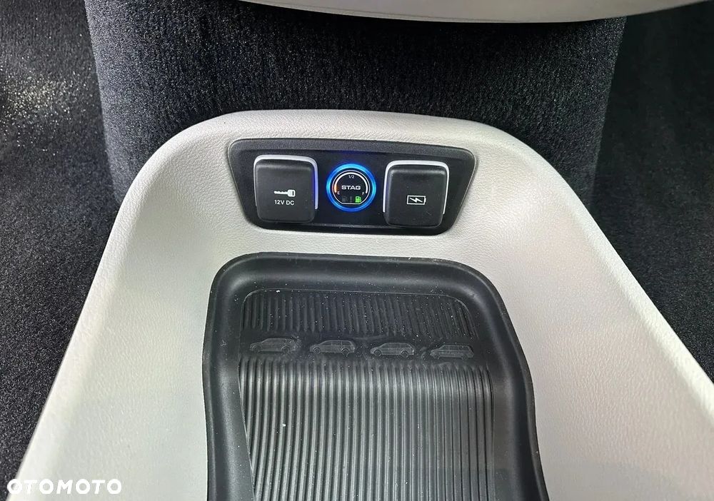Chrysler Pacifica - 20