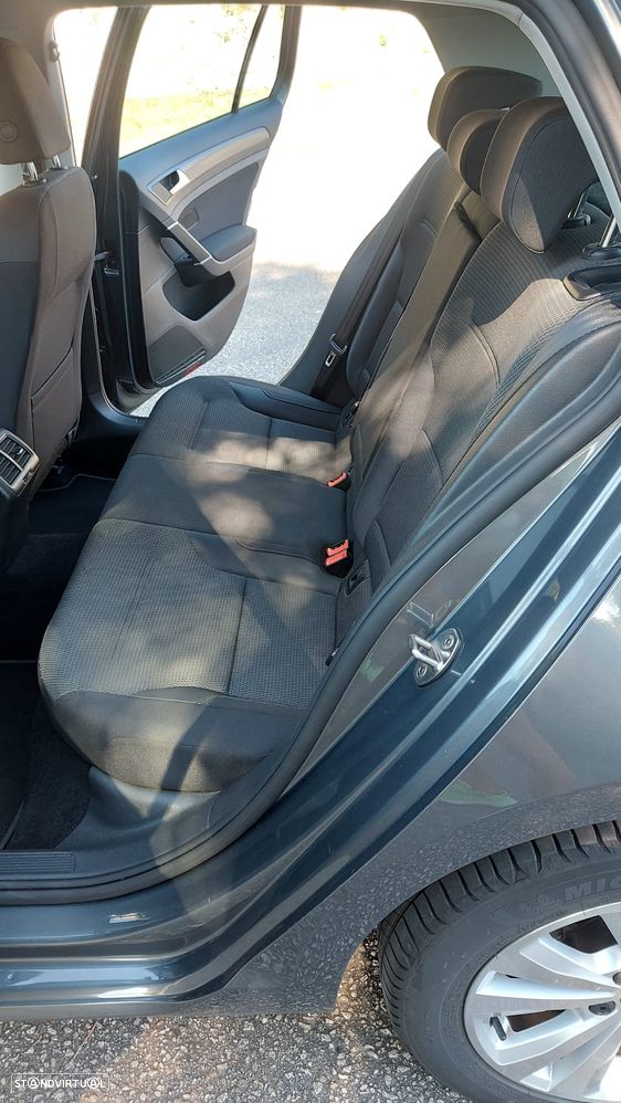 VW Golf 1.6 TDI Stream - 12